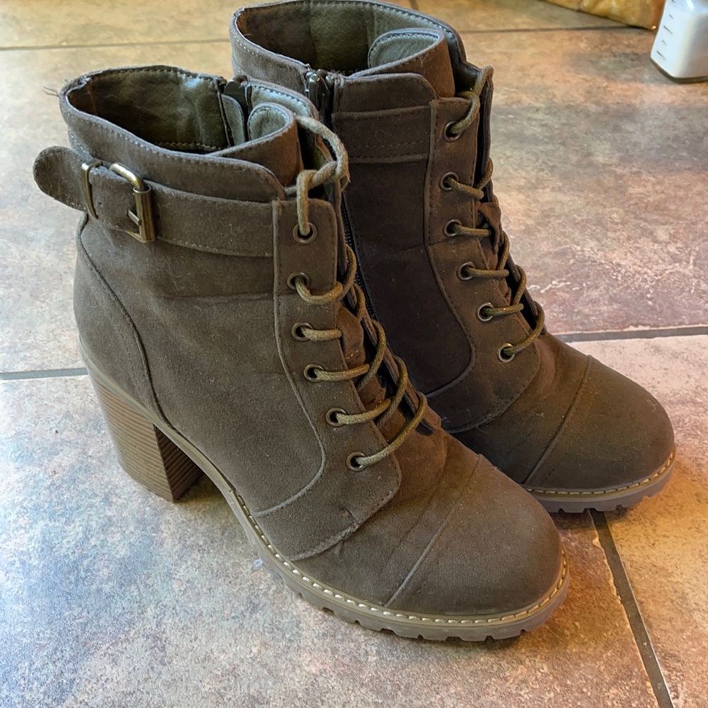 Hippie Laundry boot - 8 Army green